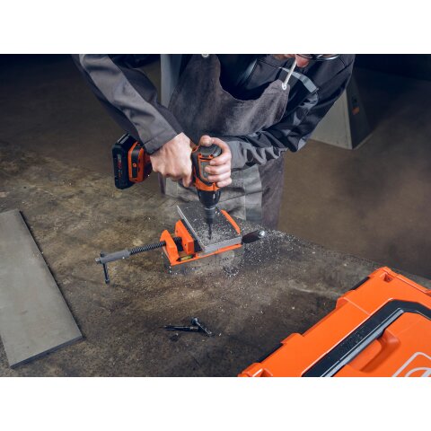 FEIN Akku-Schlagschrauber im Anwender-Set ASCD 18-300 W2 AS Impact-tapping-top S