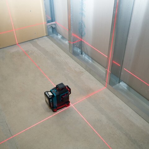Makita SK700D Akku-Multi Linienlaser 12V max. (ohne Akku, ohne Ladegerät) in Transporttasche EN