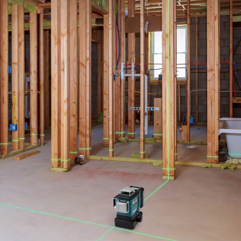Makita SK700GD Akku-Multi Linienlaser Grün 12V max. (ohne Akku, ohne Ladegerät) in Transporttasche EN