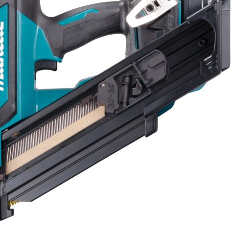 Makita DBN900ZK Akku-Streifennagler 90 mm 18V (ohne Akku, ohne Ladegerät) EN