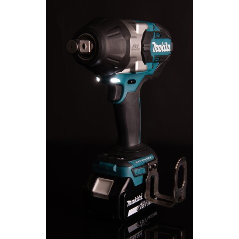 Makita DTW1001Z Akku-Schlagschrauber 18V (ohne Akku, ohne Ladegerät)