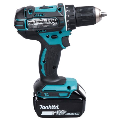 Makita DDF482RFJ Akku-Bohrschrauber 18V / 3,0 Ah, 2 Akkus + Ladegerät im MAKPAC