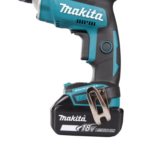 Makita DFS452RTJ Akku-Schnellbauschrauber 18V / 5,0 Ah, 2 Akkus + Ladegerät im MAKPAC