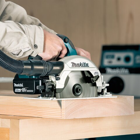 Makita DHS660RTJ Akku-Handkreissäge 57 mm 18V / 5,0 Ah, 2 Akkus + Ladegerät im MAKPAC EN