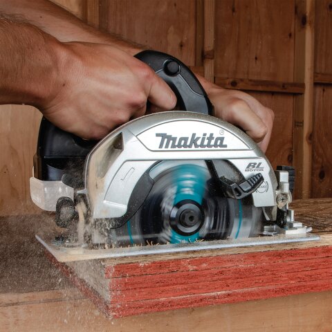 Makita DHS661RTJU Akku-Handkreissäge 57 mm 18V mit Bluetooth / 5,0 Ah, 2 Akkus + Ladegerät im MAKPAC EN