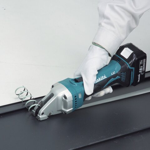 Makita DJS161RTJ Akku-Blechschere 1,6 mm 18V / 5,0 Ah, 2 Akkus + Ladegerät im MAKPAC