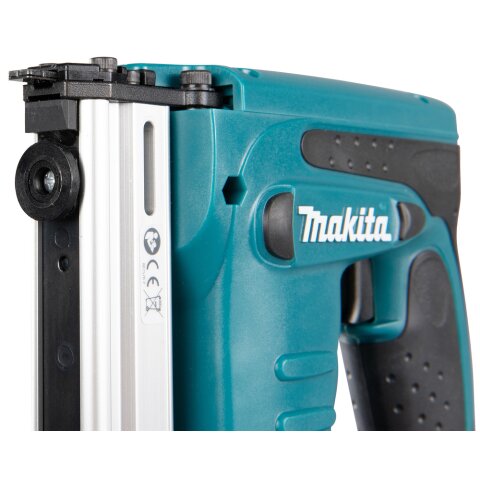 Makita DST221RTJ Akku-Tacker 18V / 5,0 Ah, 2 Akkus + Ladegerät im MAKPAC