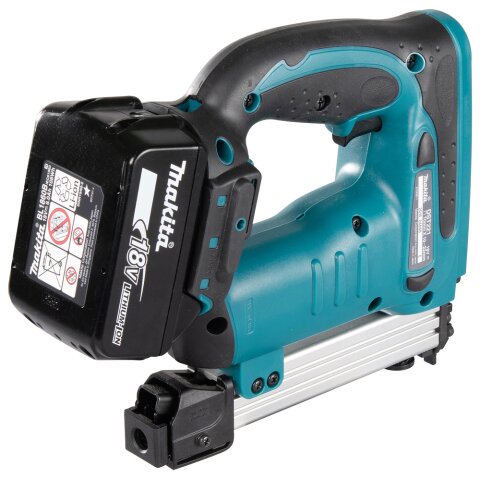 Makita DST221RTJ Akku-Tacker 18V / 5,0 Ah, 2 Akkus + Ladegerät im MAKPAC