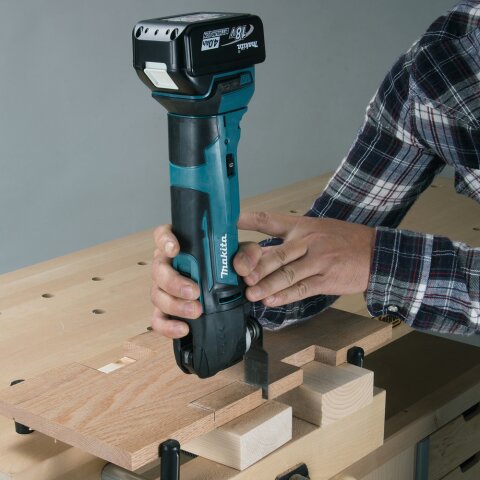 Makita DTM51RT1J3 Akku-Multifunktionswerkzeug 18V / 5,0 Ah, 1 Akku + Ladegerät im MAKPAC EN