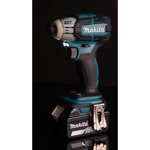 Makita DTS141RTJ Akku-Impulsschrauber 18V / 5,0 Ah, 2 Akkus + Ladegerät im MAKPAC
