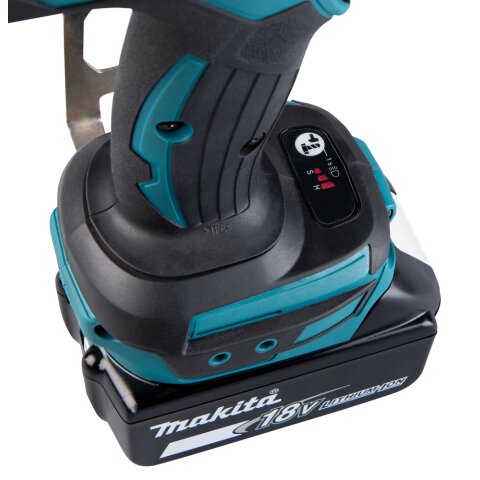 Makita DTW1002RTJ Akku-Schlagschrauber 18V / 5,0 Ah, 2 Akkus + Ladegerät im MAKPAC EN