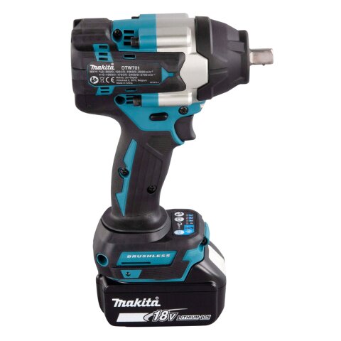 Makita DTW701RTJ Akku-Schlagschrauber 18V / 5,0 Ah, 2 Akkus, Ladegerät im MAKPAC