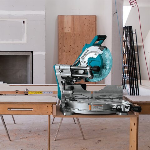 Makita DLS211ZU Akku-Kapp-Gehrungssäge 2x18V  (ohne Akku, ohne Ladegerät)