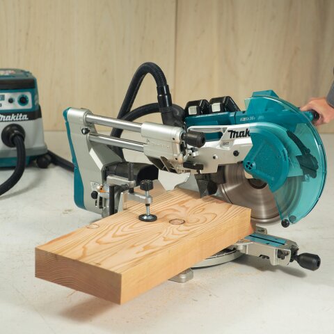 Makita DLS211ZU Akku-Kapp-Gehrungssäge 2x18V  (ohne Akku, ohne Ladegerät)