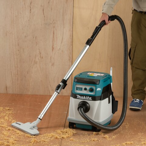 Makita DVC155LZX2 Akku-Staubsauger 15L 2x18V Nass+Trocken...