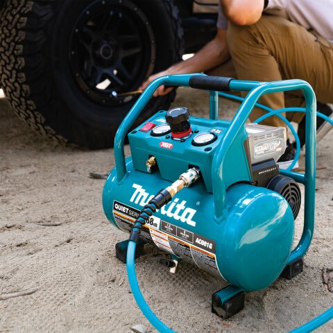 Makita AC001GZ Akku-Kompressor 9,3 bar 40V max. (ohne Akku, ohne Ladegerät) EN