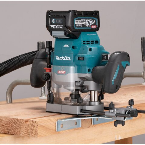 Makita RP001GZ Akku-Oberfräse 40V max. (ohne Akku, ohne Ladegerät)