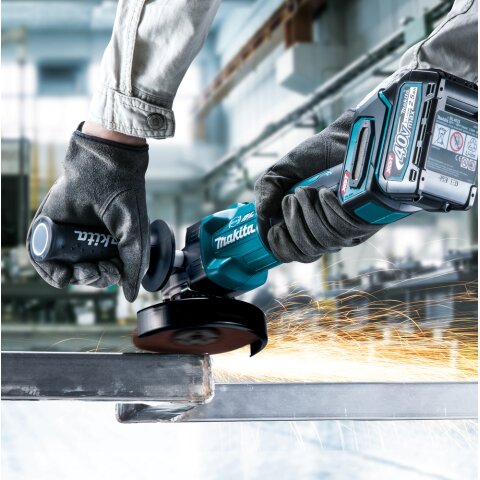 Makita GA005GM201 Akku-Winkelschleifer 40V max. / 4,0 Ah, 2 Akkus + Ladegerät im MAKPAC EN