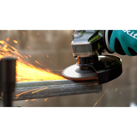 Makita GA050GM201 Akku-Winkelschleifer 40V max. / 4,0 Ah, 2 Akkus + Ladegerät im MAKPAC