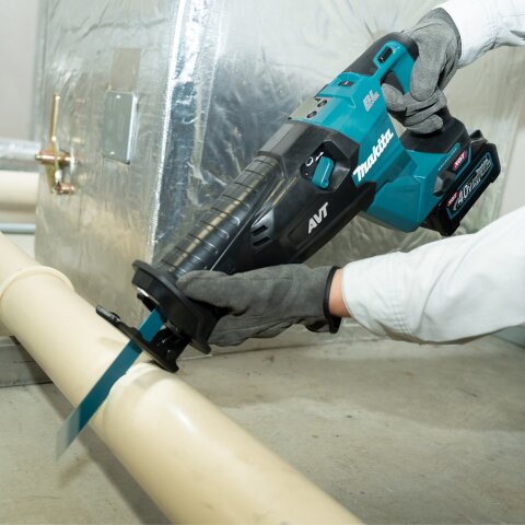 Makita JR002GM201 Akku-Reciprosäge 40V max. / 4,0 Ah, 2 Akkus + Ladegerät im Transportkoffer