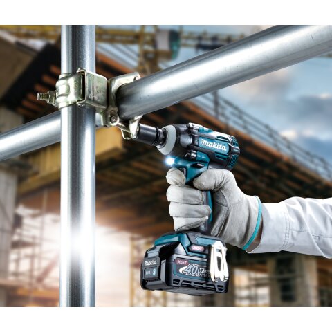 Makita TW004GD201 Akku-Schlagschrauber 40V max. / 2,5 Ah, 2 Akkus + Ladegerät im MAKPAC