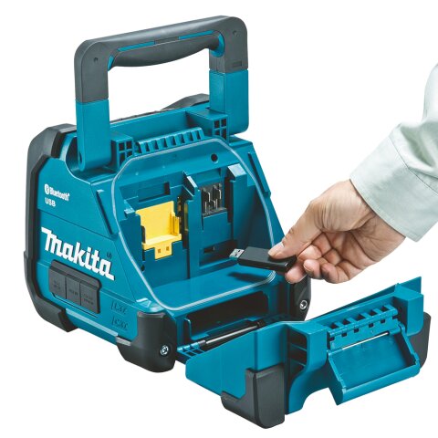 Makita DMR202 Bluetooth-Lautsprecher 12V max. - 18V / 230V (ohne Akku, ohne Ladegerät) EN