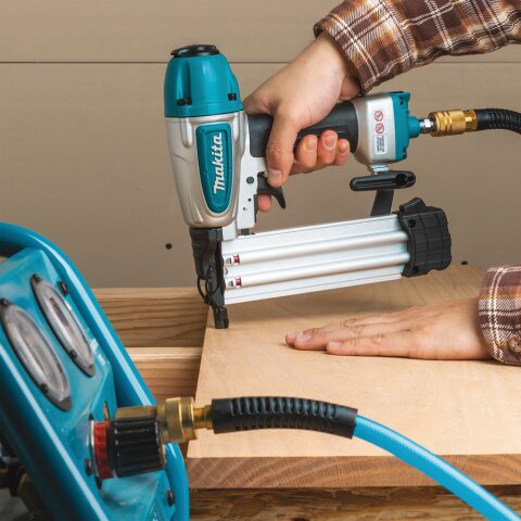Makita AF506 Druckluft-Magazinnagler EN