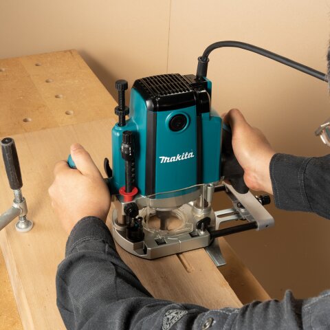 Makita RP1802X07 Oberfräse 1.850 W im MAKPAC EN