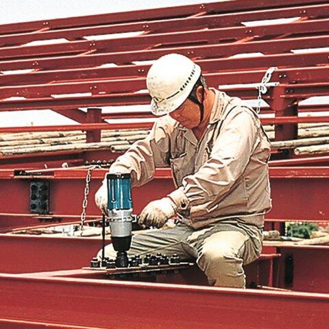 Makita 6906J Schlagschrauber 600 Nm EN