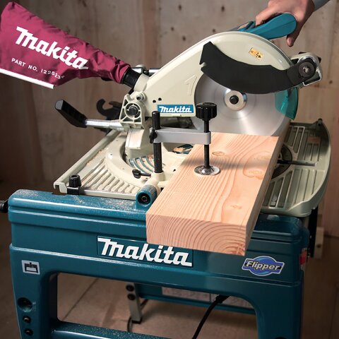 Makita LF1000 Tisch-, Kapp- und Gehrungssäge 260 mm