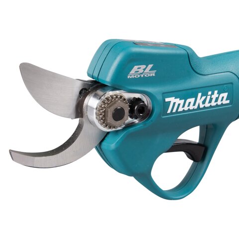 Makita UP100DSMJ Akku-Astschere 12V max. / 4,0 Ah, 1 Akkus + Ladegerät im MAKPAC EN