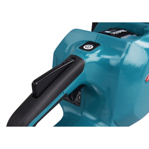 Makita UC011GZ Akku-Kettensäge 40V max. (ohne Akku, ohne Ladegerät)