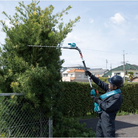 Makita UN001GZ Akku-Heckenschneider 40V max. (ohne Akku, ohne Ladegerät)