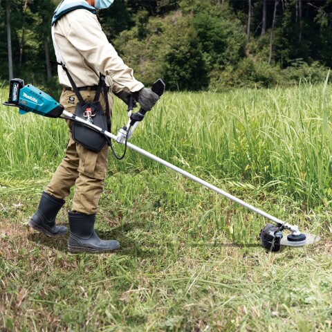 Makita UR016GZ Akku-Sense 40V max., Zweihandgriff (ohne Akku, ohne Ladegerät)