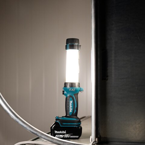 Makita DEBDML806 LED-Akku-Werkstattleuchte 18V (ohne Akku, ohne Ladegerät) EN