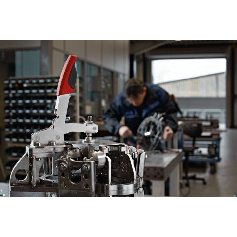 Bessey "STC-VH50" Senkrechtspanner mit offenem Arm und waagrechter Grundplatte STC-VH EN