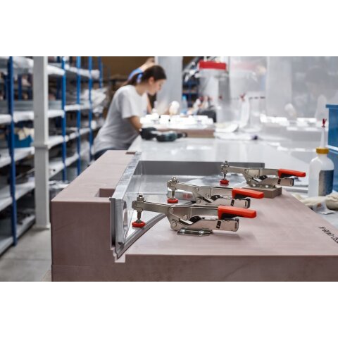 Bessey "STC-HH70" Waagrechtspanner mit offenem Arm und waagrechter Grundplatte STC-HH