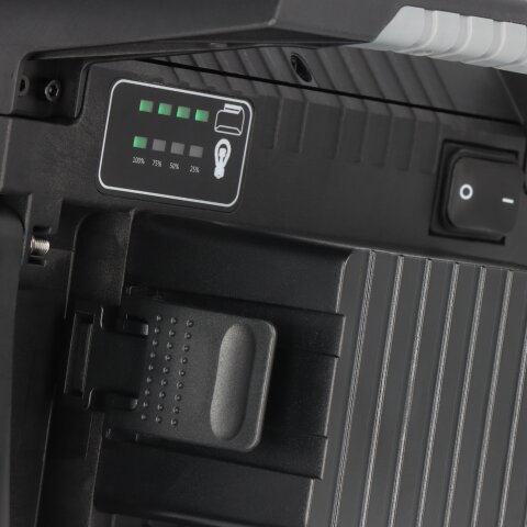 Multi Battery LED Akku Strahler 3000 MA, 3150lm, IP65, Wechselakku