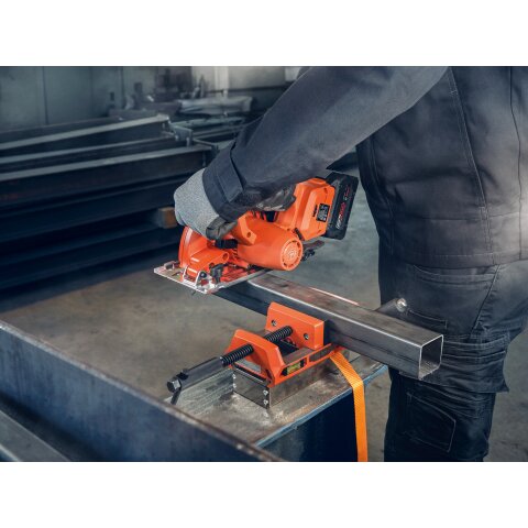 FEIN Kompakte Akku-Handkreissäge für Metall F-IRON Cut 57 AS
